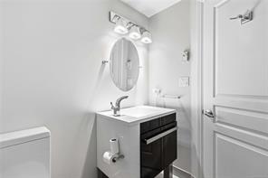 106-405 Quebec St — listing photo 24 of 33