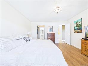 401-1665 Oak Bay Ave — listing photo 29 of 42