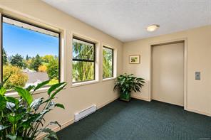 309-18 King George St — listing photo 34 of 38