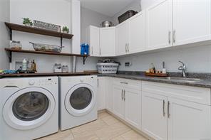 3618 Belsize Close — listing photo 26 of 48
