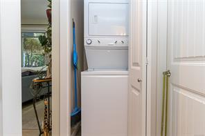 3618 Belsize Close — listing photo 33 of 48