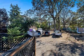 847 Old Esquimalt Rd — listing photo 28 of 57