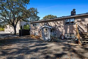847 Old Esquimalt Rd — listing photo 30 of 57