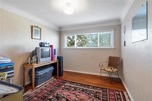 847 Old Esquimalt Rd — listing photo 28 of 57