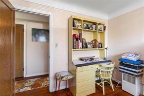 847 Old Esquimalt Rd — listing photo 29 of 57