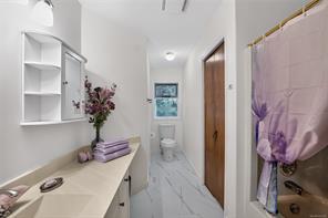 5334 Georgiaview Cres — listing photo 27 of 44