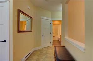 21-300 Grosskleg Way — listing photo 20 of 43