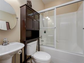 10347 Patricia Pl — listing photo 16 of 24