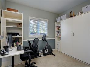 10347 Patricia Pl — listing photo 17 of 24