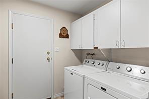 113-240 Stanford Ave — listing photo 31 of 39
