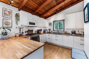 2083 North End Rd — listing photo 17 of 76