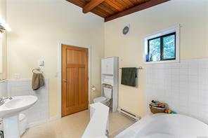 2083 North End Rd — listing photo 26 of 76