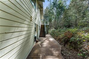 2083 North End Rd — listing photo 32 of 76