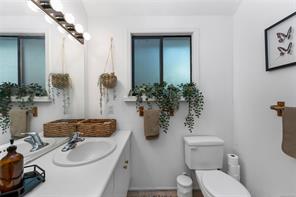 2083 North End Rd — listing photo 58 of 76