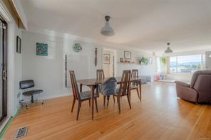 4891 David St — listing photo 16 of 47