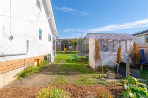 4891 David St — listing photo 37 of 47