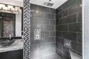 5999 Cathedral Cres — listing photo 28 of 44