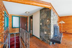 550 Arbutus Ave — listing photo 20 of 37