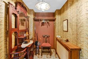 7251 Thompson Rd — listing photo 19 of 87