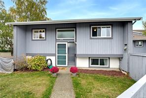 13 4391 Torquay Dr, Saanich
