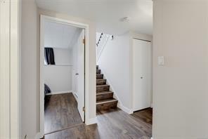 13-4391 Torquay Dr — listing photo 19 of 33