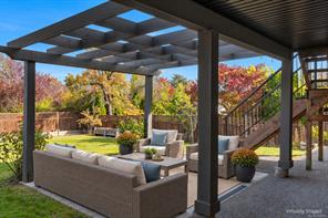 1160 Dunsterville Ave — listing photo 17 of 78