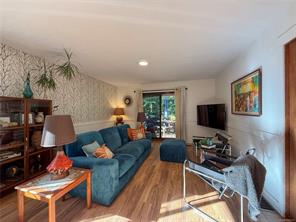 3836 Sutil Rd — listing photo 18 of 49