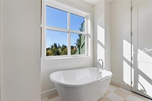 2-768 Lindsay St — listing photo 26 of 39