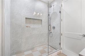 4-768 Lindsay St — listing photo 14 of 15