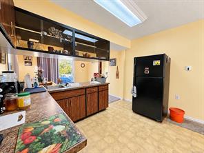 4878 Josephine St — listing photo 19 of 55