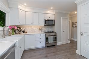 3721 Craigmillar Ave — listing photo 22 of 60