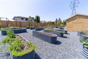19-4253 Dieppe Rd — listing photo 33 of 42