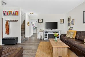 1286 Noel Ave — listing photo 13 of 72