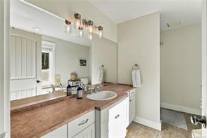 2995 Wild Rose Blvd — listing photo 18 of 50