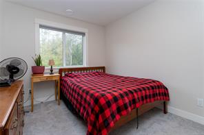 6897 Beaton Rd — listing photo 21 of 48