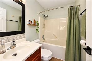 5883 Heather St — listing photo 23 of 45