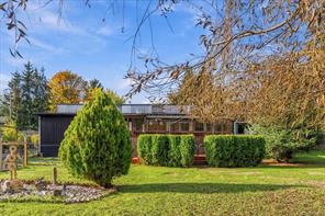 944 POPLAR Way — listing photo 17 of 37