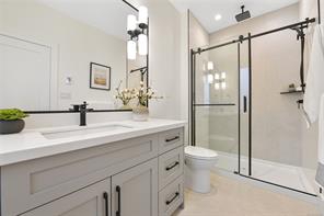 1-930 Falaise Cres — listing photo 14 of 24