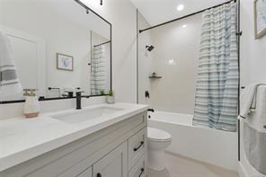 1-930 Falaise Cres — listing photo 19 of 24