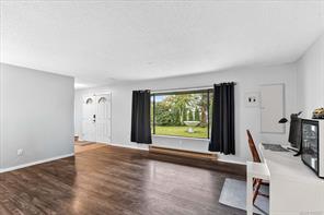 5536 Falls St — listing photo 20 of 56