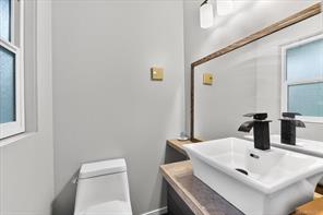 5536 Falls St — listing photo 25 of 56