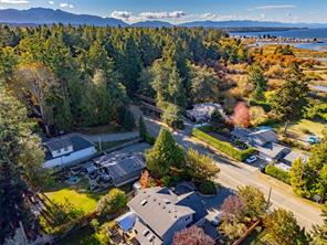 778 Shorewood Dr — listing photo 28 of 49