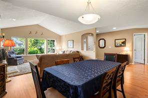 642 Olympic Dr — listing photo 15 of 27