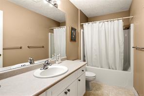 642 Olympic Dr — listing photo 22 of 27