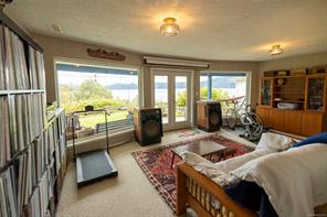 247 Harbour Rd — listing photo 23 of 43