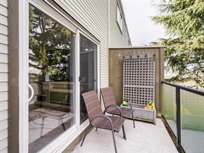 201-991 Cloverdale Ave — listing photo 23 of 37