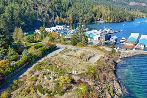 669 Kerr Dr — listing photo 16 of 21