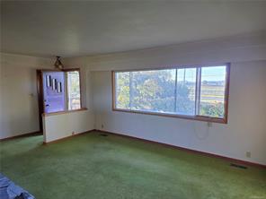 2766 Island View Rd — listing photo 16 of 32