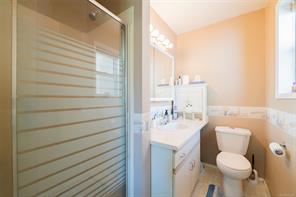 2446 Divot Dr — listing photo 16 of 28