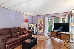 1549 Shawnigan Mill Bay Rd — listing photo 15 of 39